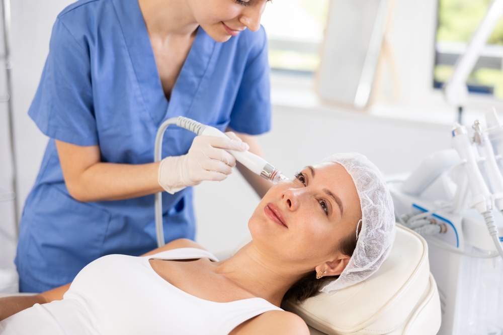 Maszyna do wodorowego oczyszczania twarzy - przegląd akcesoriów