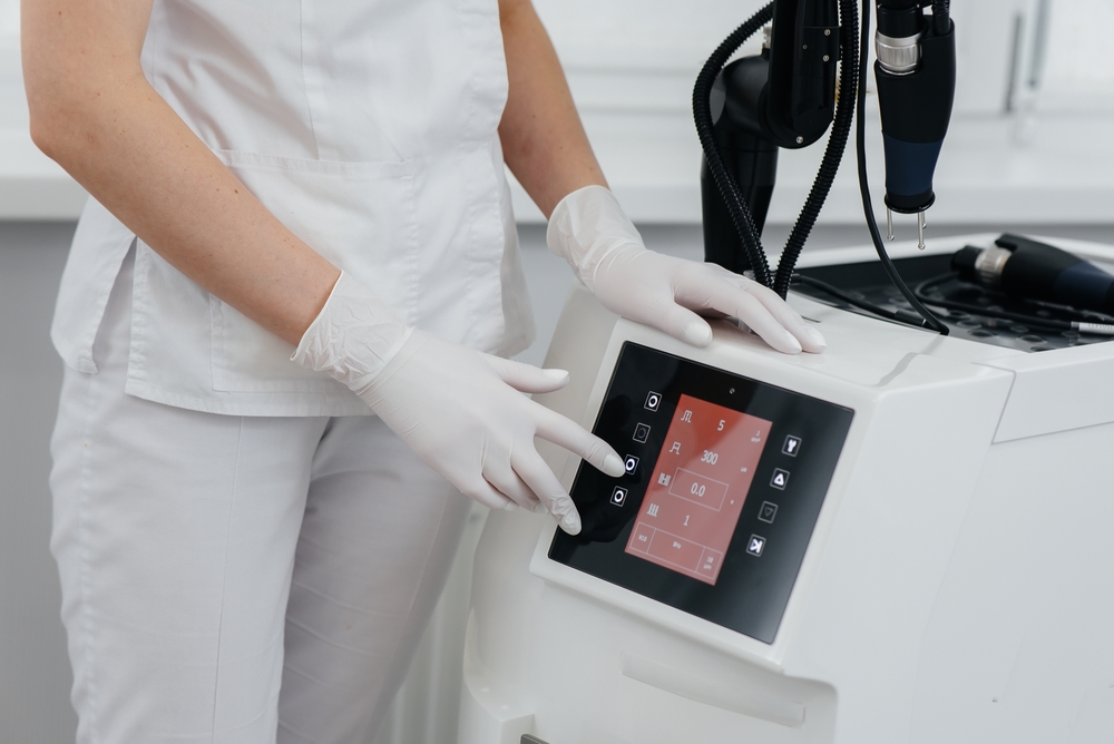 Urządzenia do kosmetologii - jak łączyć mezoterapię, RF i oczyszczanie